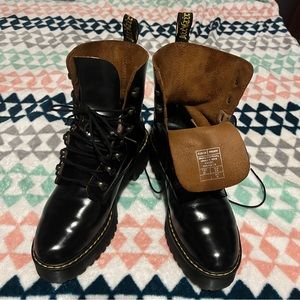 Dr martens doc martens Leona rare size 10 platforms combat boots